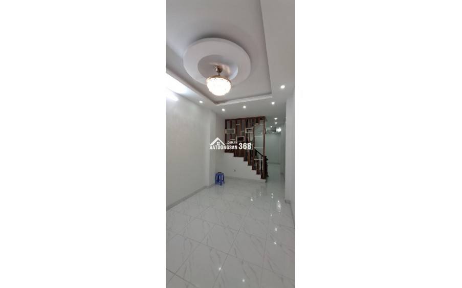 Bán nhà Thanh Lân - Lĩnh Nam - Hoàng Mai, DT 50m x 4 tầng. Ô tô đỗ cửa, 2 mặt thoáng